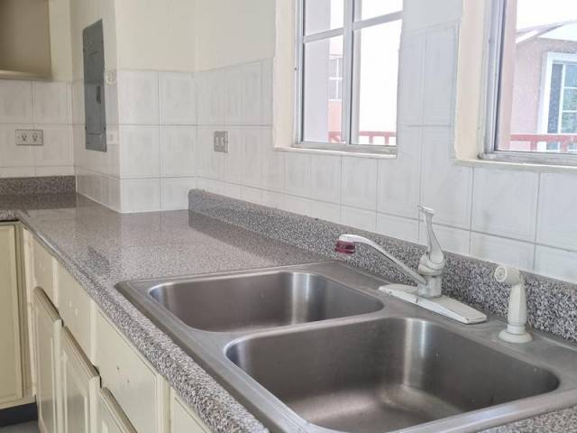 Apartamento en Renta Zona 13 Monte Azul - Miniatura 12