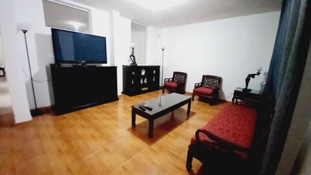 APARTAMENTO EN RENTA AMUEBLADO EN ZONA 15 - Miniatura 4