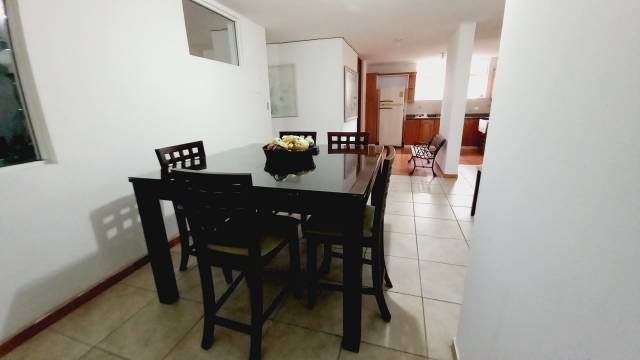 APARTAMENTO EN RENTA AMUEBLADO EN ZONA 15 - Miniatura 5