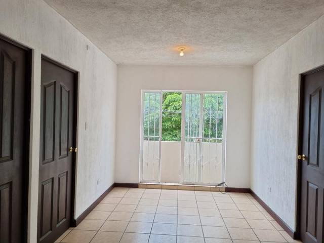 Apartamento en Renta en Segundo Nivel Nueva Montserrat - Image 3