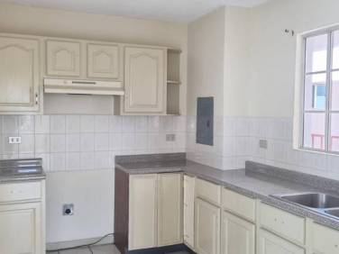 Apartamento en Renta Zona 13 Monte Azul - Image 1