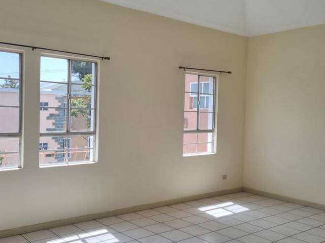 Apartamento en Renta Zona 13 Monte Azul - Miniatura 4