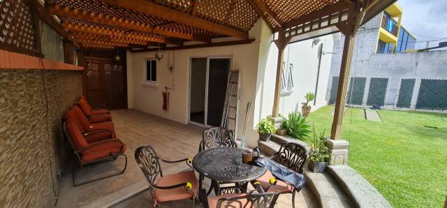 Casa en renta en zona 11 - Image 1
