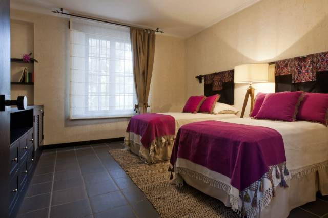 VENDO LOFT EN CONDOMINIO EL MONASTERIO, ANTIGUA GUATEMALA - Miniatura 4