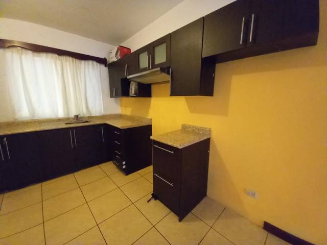 Apartamento en Venta Zona 7 Villa Linda - Image 4