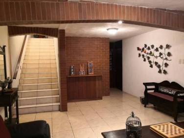 Hermosa Casa de 3 niveles en Venta en Villa Nueva - Image 1