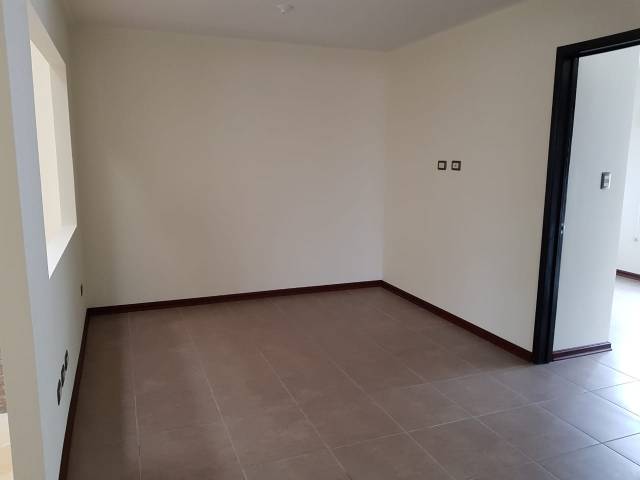 (+1) Casa Condominio Villas Suiza, Zona 16 - Miniatura 4