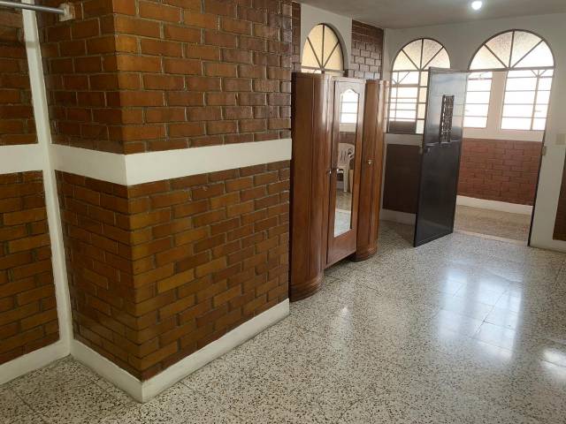 Apartamento en Alquiler, Zona 2 Mixco - Image 2