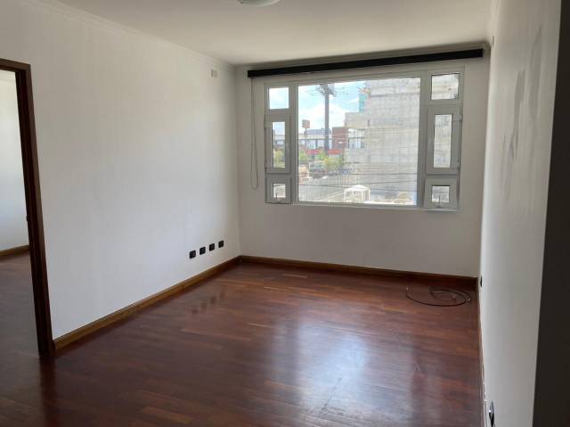 (+1) Apartamento Edificio Portofino, Zona 10 - Image 3