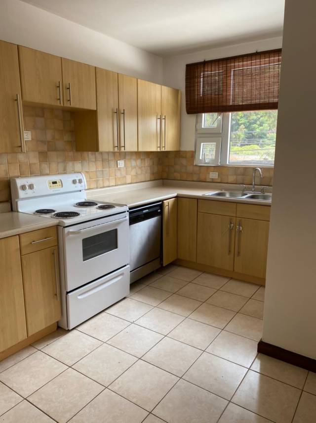 (+1) Apartamento Edificio Portofino, Zona 10 - Image 4