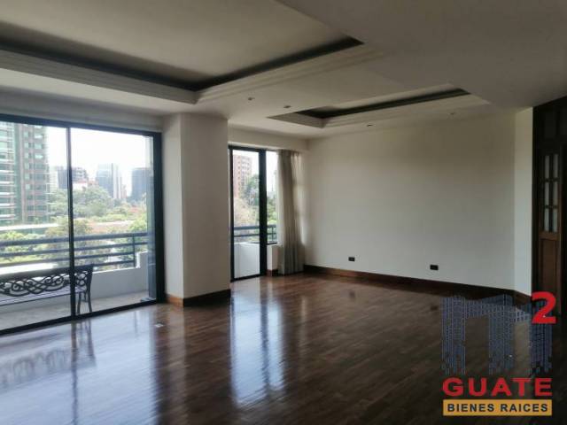 Apartamento de 155 m2 de construcción en Renta, Zona 10 - Image 3