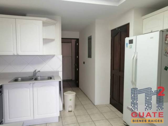 Apartamento de 155 m2 de construcción en Renta, Zona 10 - Miniatura 6