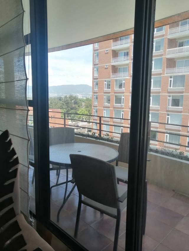 (+1) Apartamento Torre Cañada, Zona 14 - Image 4