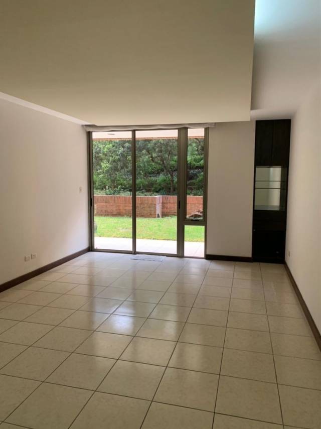 (+1) Apartamento Jardines del Acueducto, Zona 10 - Image 3