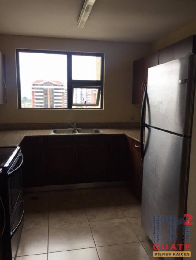Apartamento de 153 m2 de construcción en Renta, Zona 14 - Miniatura 8