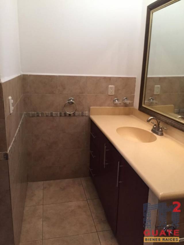 Apartamento de 153 m2 de construcción en Renta, Zona 14 - Miniatura 10
