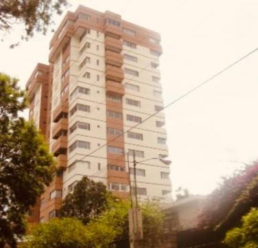 (+1) Apartamento Zona 14 - Image 1