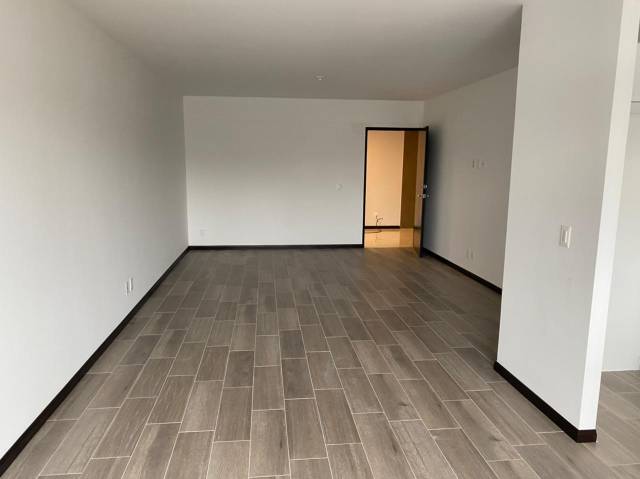 (+1) Apartamento Edificio Segheria, Zona 14 - Miniatura 2