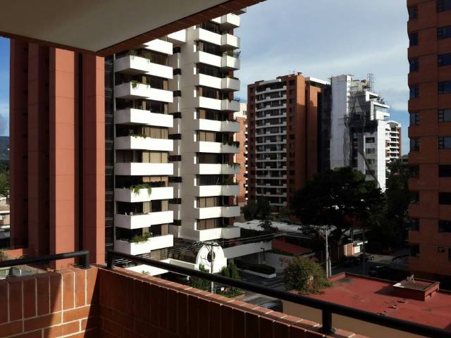 (+1) Apartamento Torre Condesa, Zona 14 - Miniatura 8
