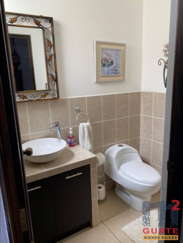 Casa de 200 m2 de construcción en Venta, Fraijanes - Miniatura 10
