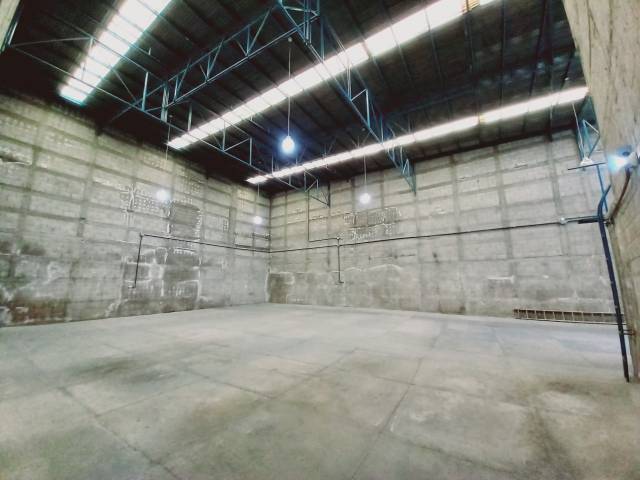 Bodega Comercial en renta en zona 1 de mixco - Miniatura 3
