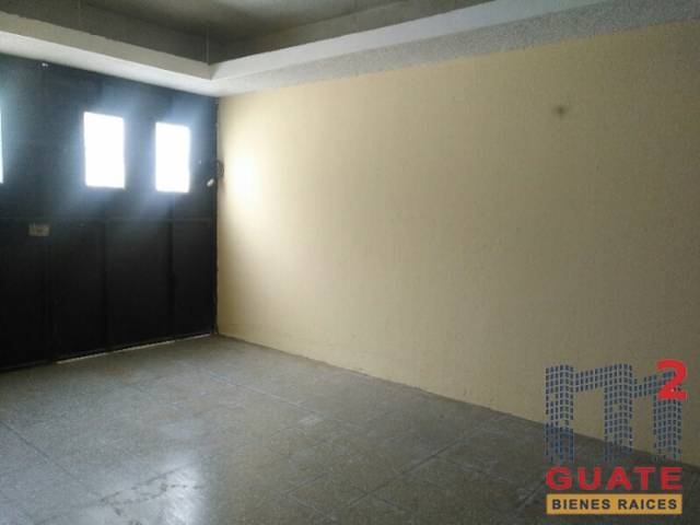Casa de 267 m2 de construcción, en Venta, Zona 02 - Image 2