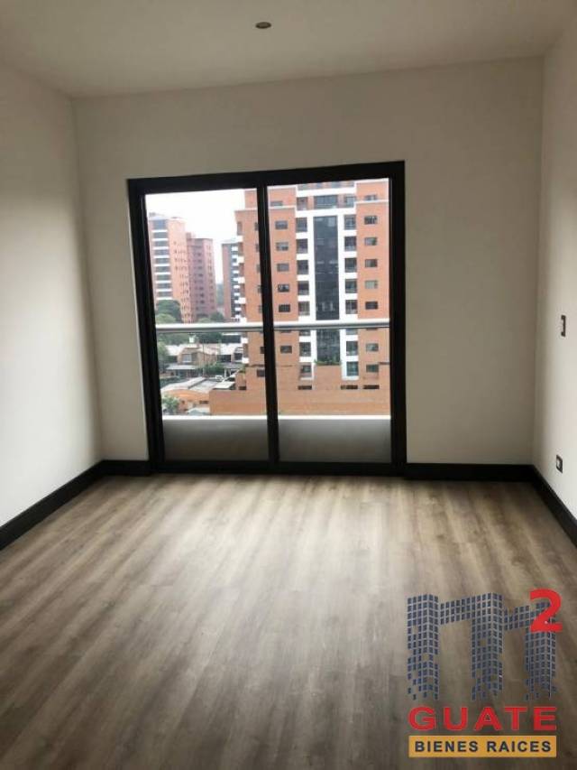 Apartamento de 118 m2 de construcción, en Renta, Zona 10 - Image 3