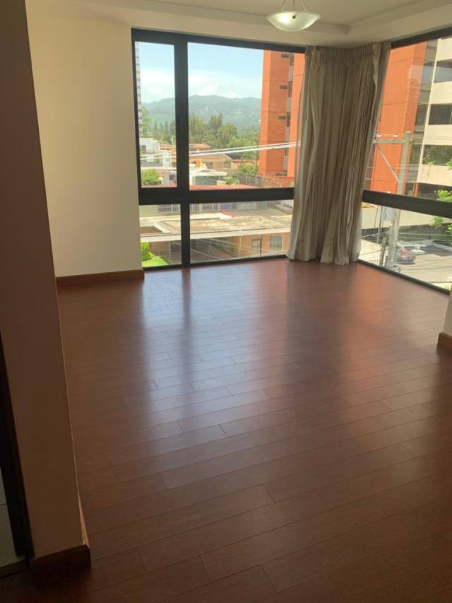 (+1) Apartamento Zona 14 - Image 4