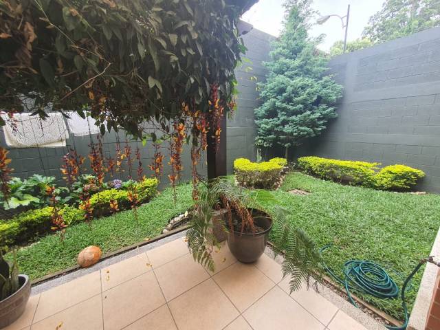 (+1) Casa Ensenada de San Isidro, Zona 16 - Miniatura 8