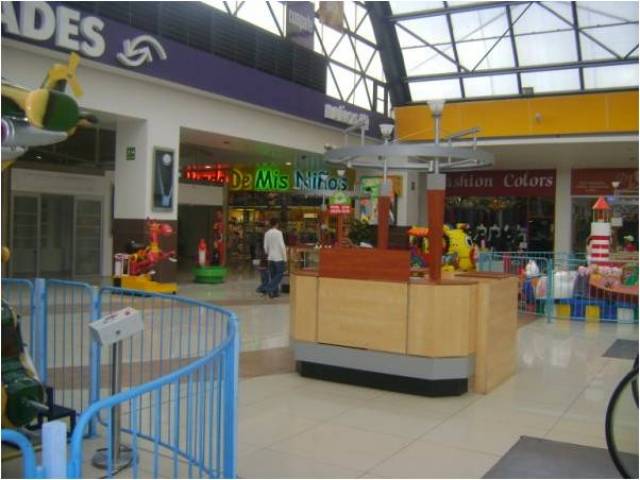 Venta local Sobre la Calzada Roosevelt o San Juan - Miniatura 2