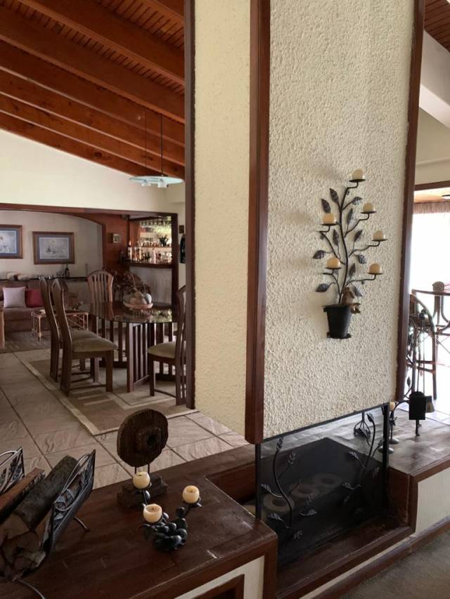 Vendo casa en exclusivo sector de San Cristóbal - Miniatura 6