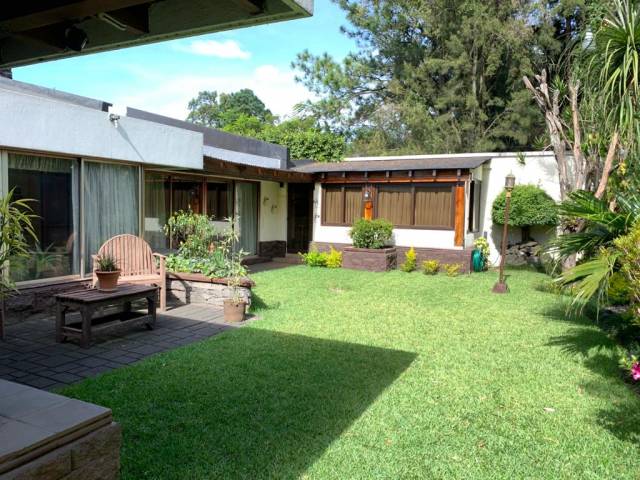 Vendo casa en exclusivo sector de San Cristóbal - Miniatura 7