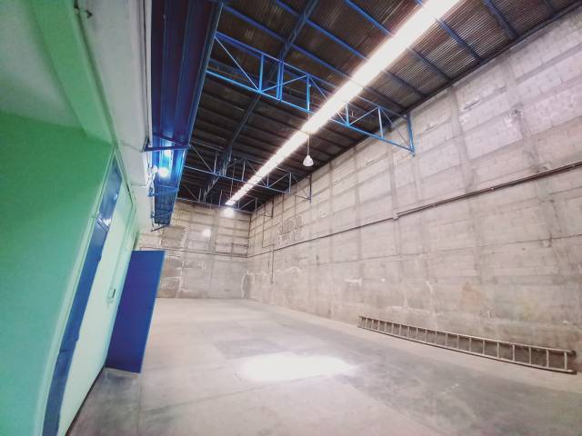 Rento amplia bodega en Lo de Coy Mixco - Image 2