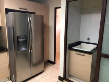 Apartamento en venta zona 10 - Image 1