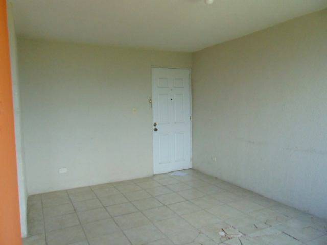 (+1) Apartamento Cañadas del Mariscal, Zona 11 - Image 3