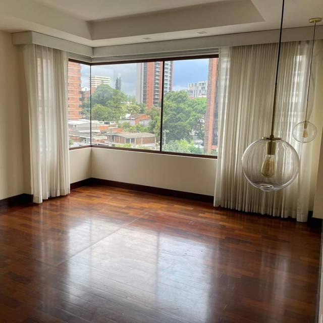 (+1) Apartamento Edificio San Patricio II, Zona 14 - Image 1