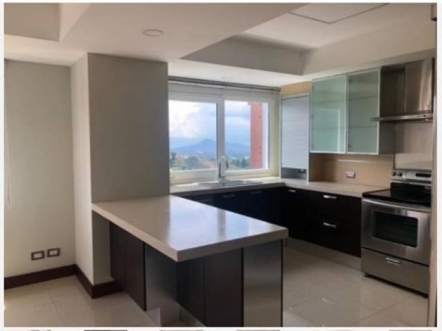 (+1) Apartamento Edificio Vista Real, Zona 14 - Image 4