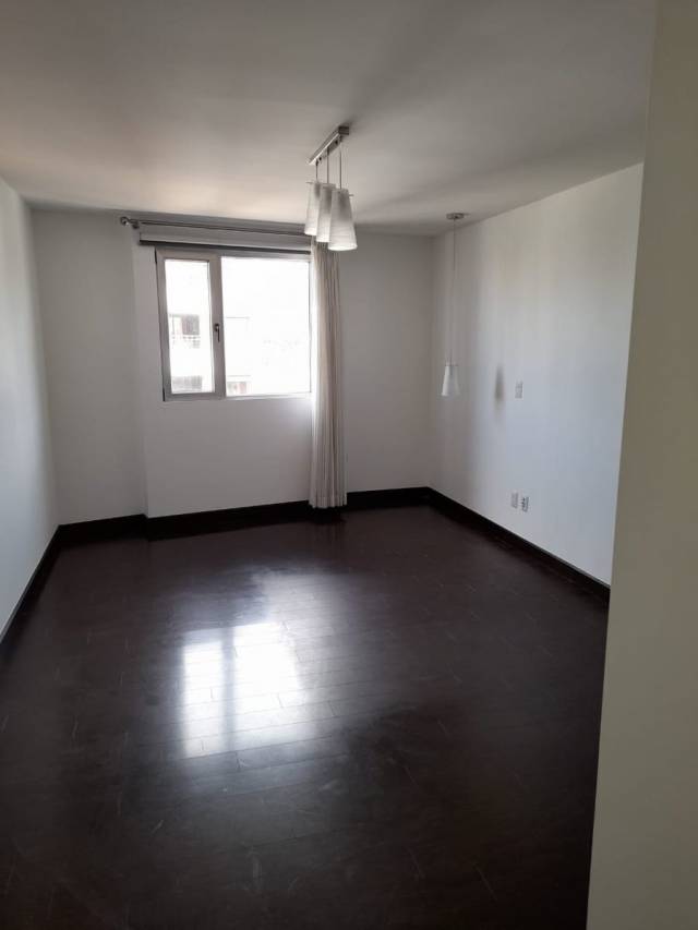 (+1) Apartamento Attica II, Zona 14 - Image 2