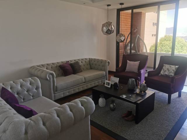(+1) Apartamento Lantana, Zona 14 - Image 1