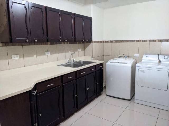 Apartamento en Renta en Reforma Obelisco Zona 9 - Image 3