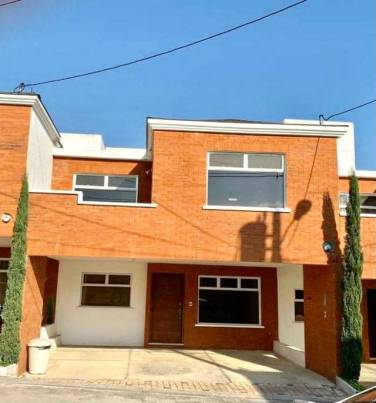 (+1) Casa Condominio Fresnos II, Zona 8, Mixco - Image 1