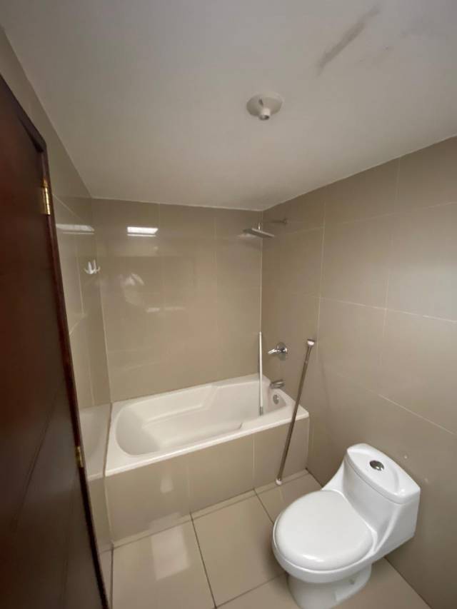 (+1) Casa Condominio Fresnos II, Zona 8, Mixco - Image 5