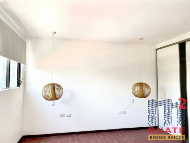 Apartamento de 47 m2 de construcción en Renta, Zona 14 - Image 1