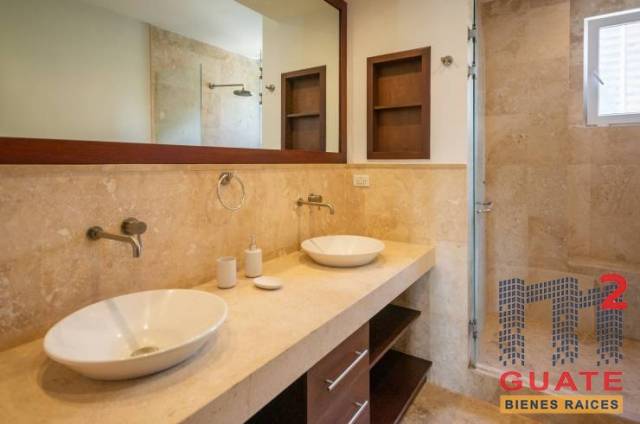 Apartamento de 228 m2 de construcción en Renta, Zona 14 - Miniatura 7