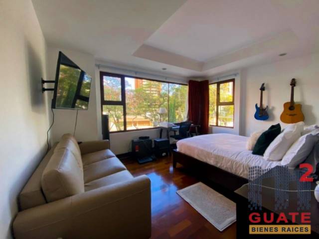 Apartamento de 200 m2 de construcción en Renta, Zona 14 - Miniatura 15