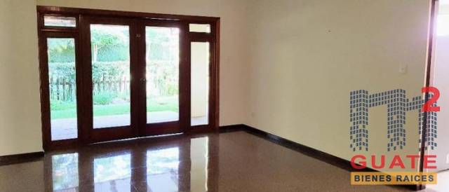 Casa de 500 m2 de construcción, en Renta, Zona 14 - Miniatura 7
