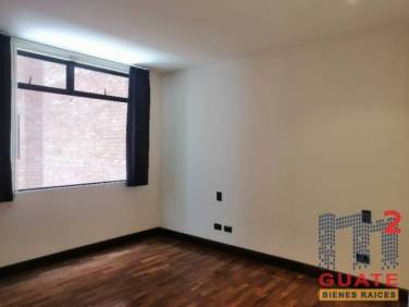 Apartamento de 155 m2 de construcción en Renta, Zona 10 - Image 1