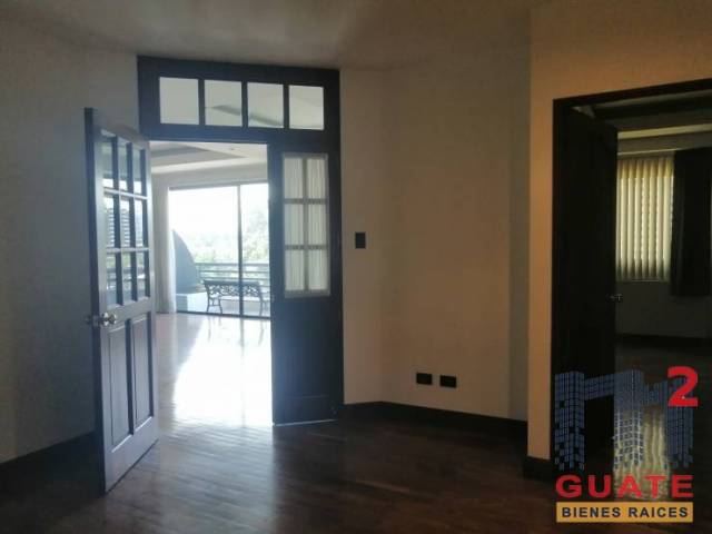 Apartamento de 155 m2 de construcción en Renta, Zona 10 - Miniatura 11