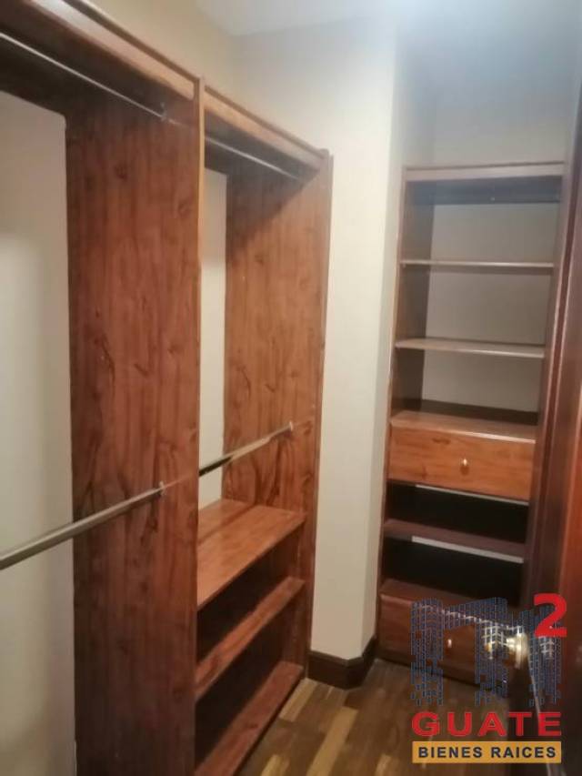 Apartamento de 155 m2 de construcción en Renta, Zona 10 - Miniatura 13