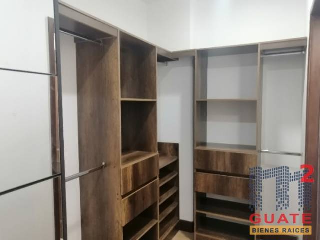 Apartamento de 217 m2 de construcción en Renta, Zona 10 - Miniatura 12